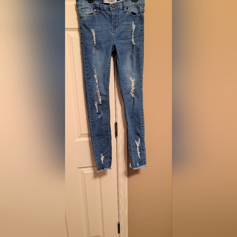 Love&LovelyCo 12 Girls Stonewashed Distressed Jeans GUC